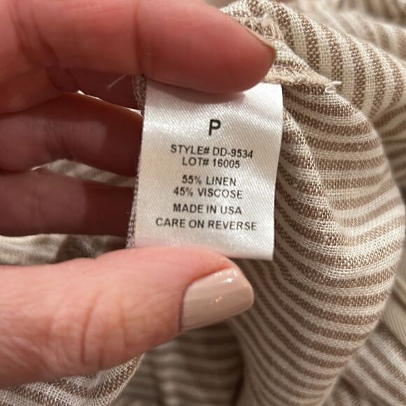 Intermix Taupe & Cream Striped One Shoulder Romper Size P - Picture 3 of 3